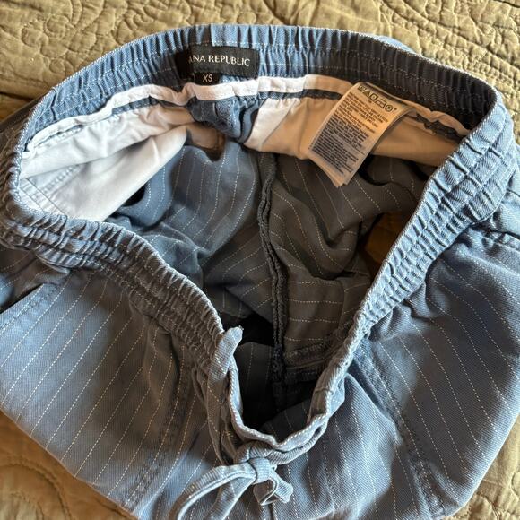 Banana Republic Women's Light Blue Shorts with drawstring size XS - Picture 4 of 8